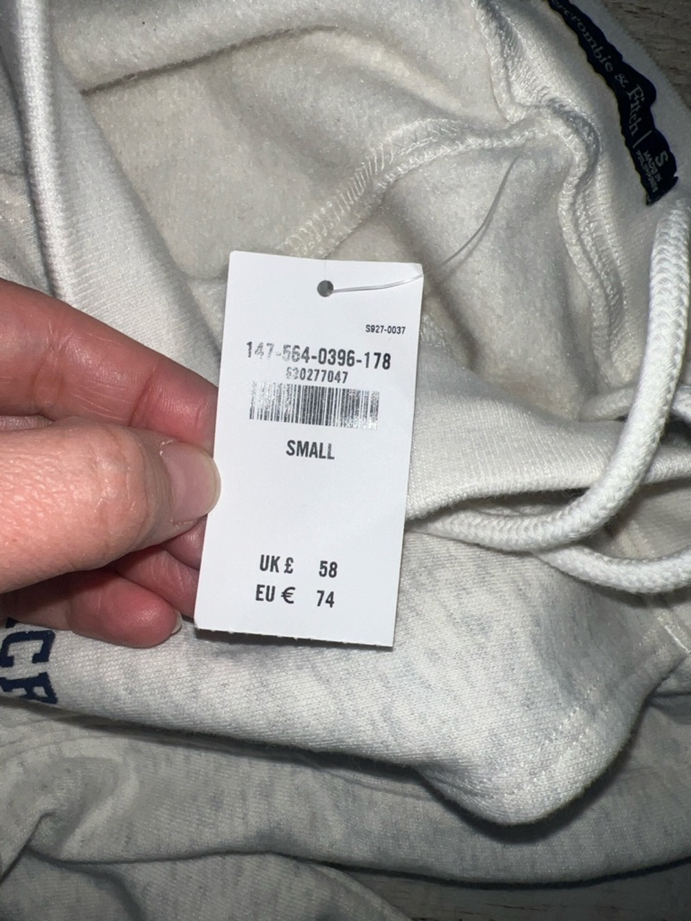 NEW Abercrombie & Fitch Cream Joggers with Logo - Picture 7 of 7